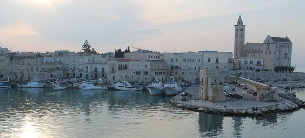 تراني Affittacamere La Cattedrale Sul Mare المظهر الخارجي الصورة